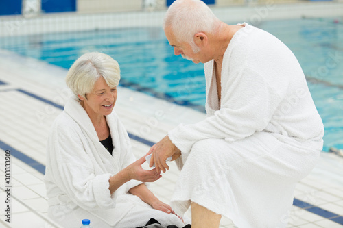 portrait of senior couple in balneotherapy