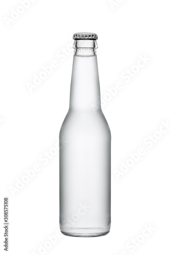 Szklana butelka z wodą na białym tle
