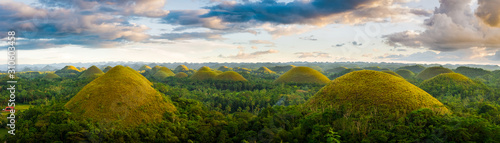 Bohol chocolate hills panorama