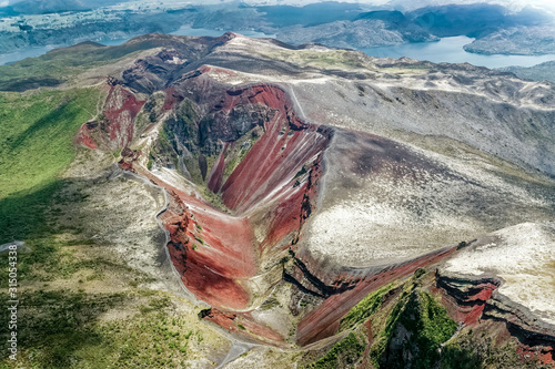 Der Vulkan Mount Tarawera im Distrikt Rotorua Lakes der Region Bay of Plenty auf der Nordinsel von Neuseeland