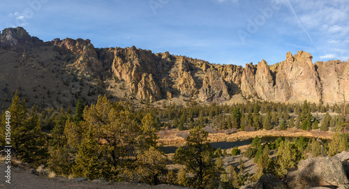 Rocks in a beautiful, beautiful canyon, desert river, Smith Rock State Park