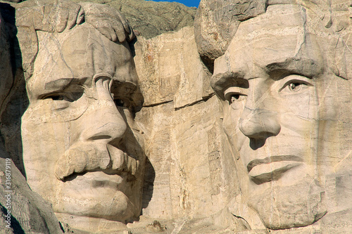 Theodore Roosevelt and Abraham Lincoln on Mount Rushmore