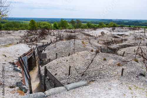 Schützengraben aus dem 1. Weltkrieg in den Ardennen nahe Verdun/Frankreich