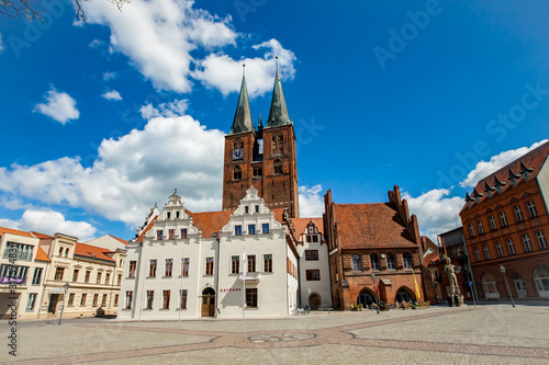 Marktplatz Hansestadt Stendal mit Rathaus