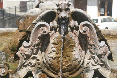 mascherone fontana di Agnone