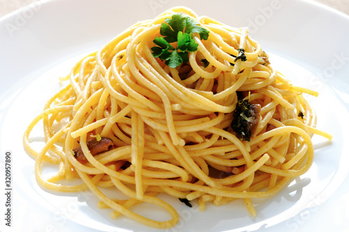 Spaghetti in detail