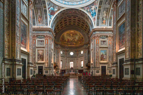 The co-cathedral basilica of Sant'Andrea, the largest church in Mantua