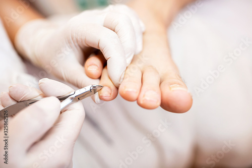 Pedicure nail treatment for healthy looking toenails