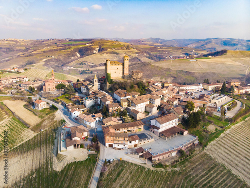 Serralunga d'Alba, Langhe, Piemonte, Italia. aerial view 