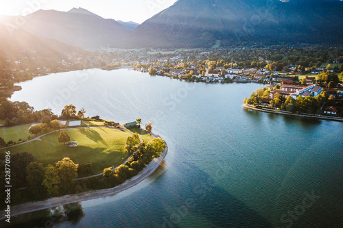 Tegernsee Berge Voralpen Bayern Drohnenaufnahme