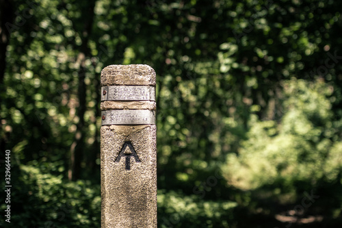 appalachian mark stone shows direction of appalachian trail in shenandoah national park, usa