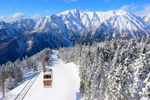 Shin-Hotaka Ropeway climbs up the top of Hotaka mountain in winter season, Okuhida, Gifu, Japan