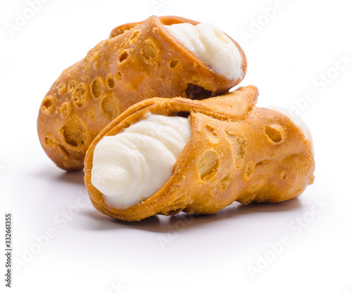 cannoli siciliani