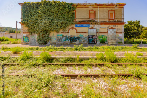 Stazione Ferroviaria dello stato dismessa di Venosa Maschito in Basilicata