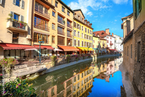 Canal du Thiou and colorful houses in old town of Annecy. French Alps, France.