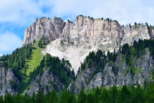 Die Berge um Cortina d’Ampezo in Italien 