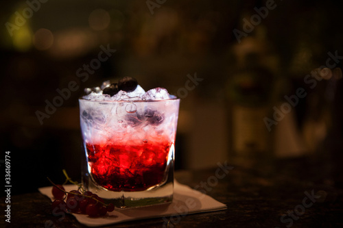 Fruity refreshing bramble gin cocktail 