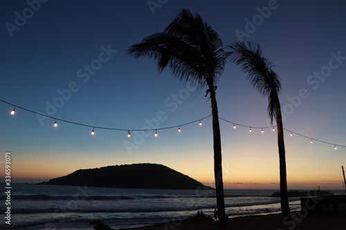 Anochecer en la playa, Mazatlán, Sinaloa, México