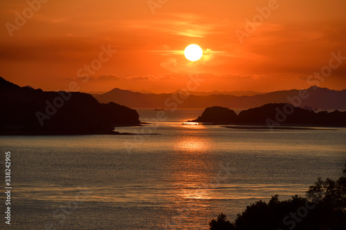 瀬戸内海の夕日