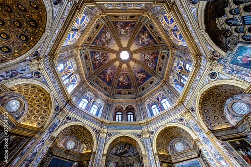 Lodi, interno chiesa Incoronata