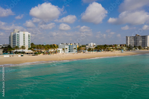 Coronavirus Covid 19 shut down clean beaches Hollywood FL USA
