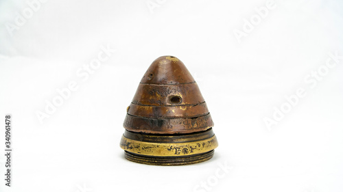 WW1 British 18 Pounder Shrapnel Shell Fuse. Fired 18 pdr fuse cap from Ypres