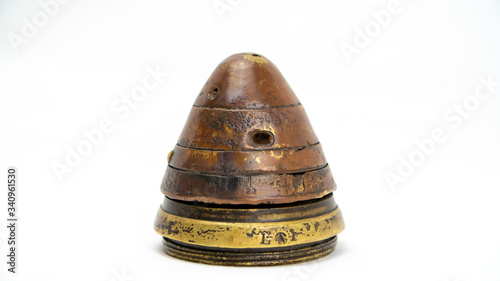 WW1 British 18 Pounder Shrapnel Shell Fuse. Fired 18 pdr fuse cap from Ypres