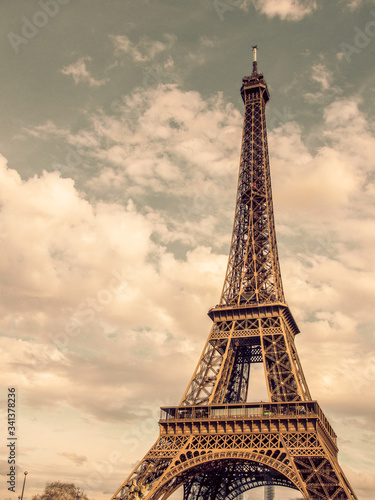 La Tour Eiffel à Paris vintage