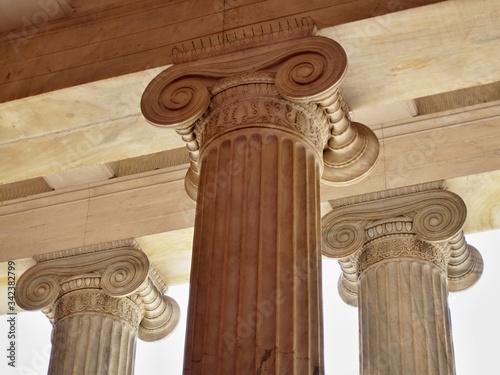 Colonne e capitelli