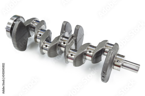 Cast steel crankshaft of a diesel engine