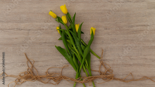 Bukiet żółtych tulipanów 