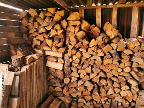 Drewutnia - drewno na opał