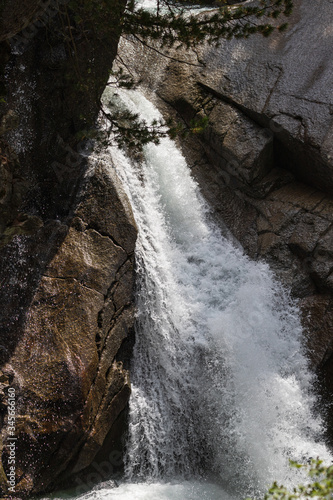 cascata nel parco nazionale del Gran Paradiso