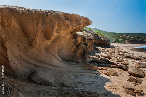 SCULTURE DI ROCCIA