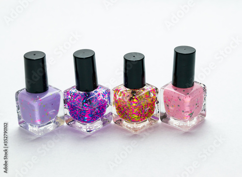 gel naill polish of many colors