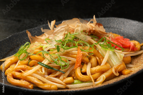 焼きうどん