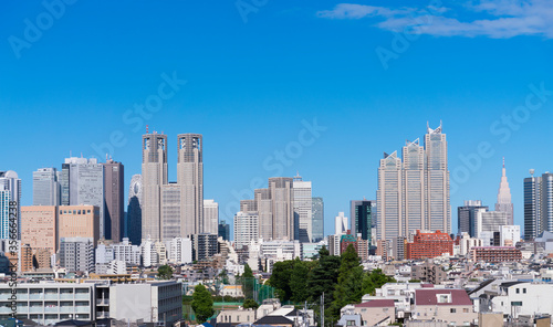 東京風景 2020年6月 新宿高層ビル群 快晴 青空 