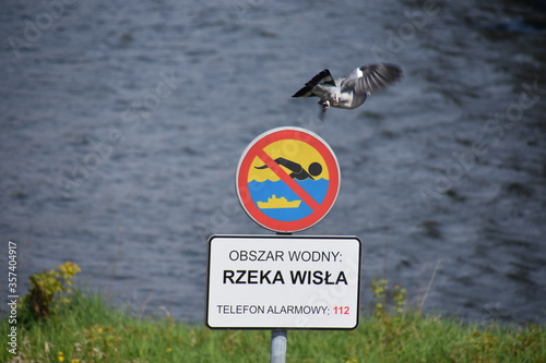 zakaz kąpieli, woda, rzeka Wisła