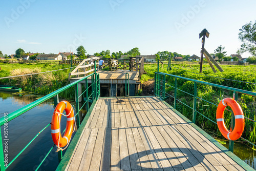 Narew Podlasie Podlaskie Narwiański Park Narodowy Most kładka trzcina