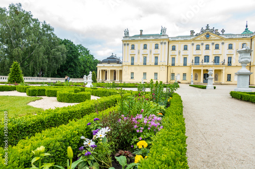 Białystok Podlasie pałac park branickich zamek ogród krzewy zabytek
