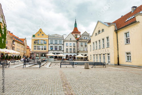 Olsztyn Warmia Mazury Kamienice rynek starówka stare miasto plac