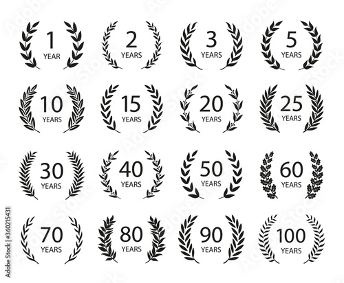 Set of anniversary laurel wreaths. Black and white anniversary symbols. 1,2,3, 5,10,15,20,25, 30,40,50,60,70,80,90,100 years. Template for award and congratulation design. Vector illustration.