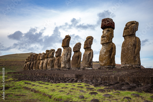 Moais inEaster Island. Ahu Tongariki, Rapa nui