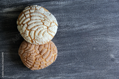 Pan dulce mexicano, concha de vainilla concha de chocolate