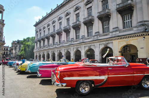 vintage car in havana cuba