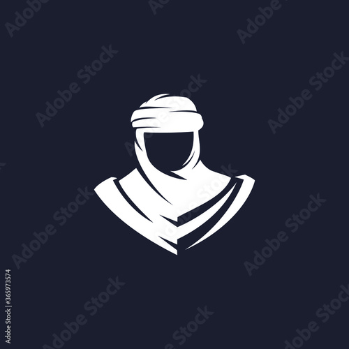 nomad silhouette logo 