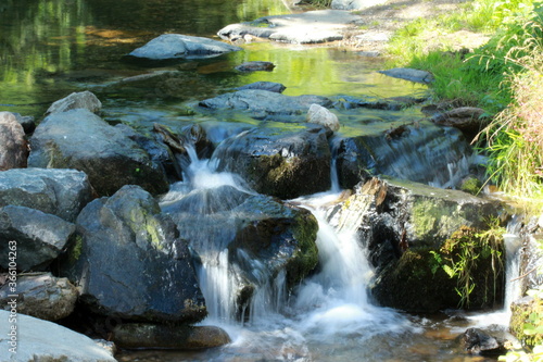  Petite cascade de ruisseau