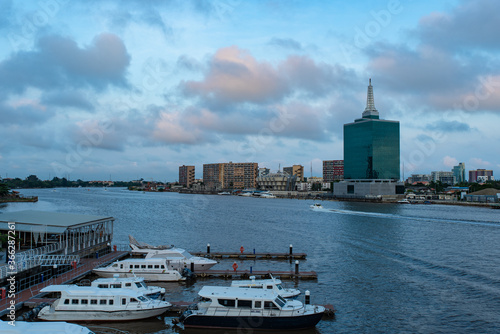 A picture of the lagos lagoon from the Falomo overhead bridge
