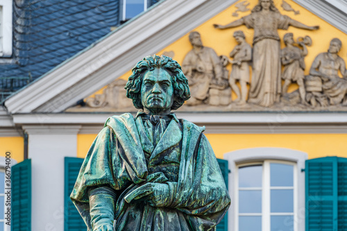 Beethoven Monument by Ernst Julius Hähnel, large bronze statue of Ludwig van Beethoven unveiled on Münsterplatz in 1845 on the 75th composer's birth aniversary in Bonn, North Rhine Westphalia, Germany