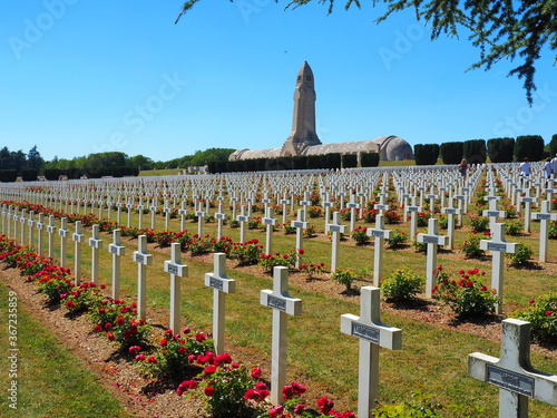 ossuaire et nécropole de Douaumont, Verdun, 1ere guerre mondiale